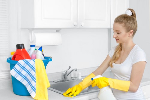 Clothing stain removal with fabric-safe cleaning